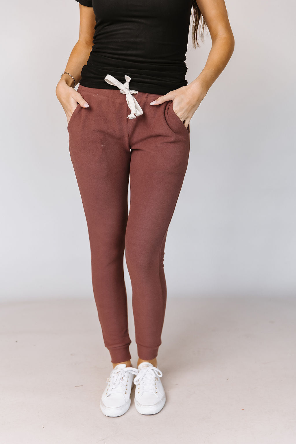 Performance Fleece Joggers - Mahogany
